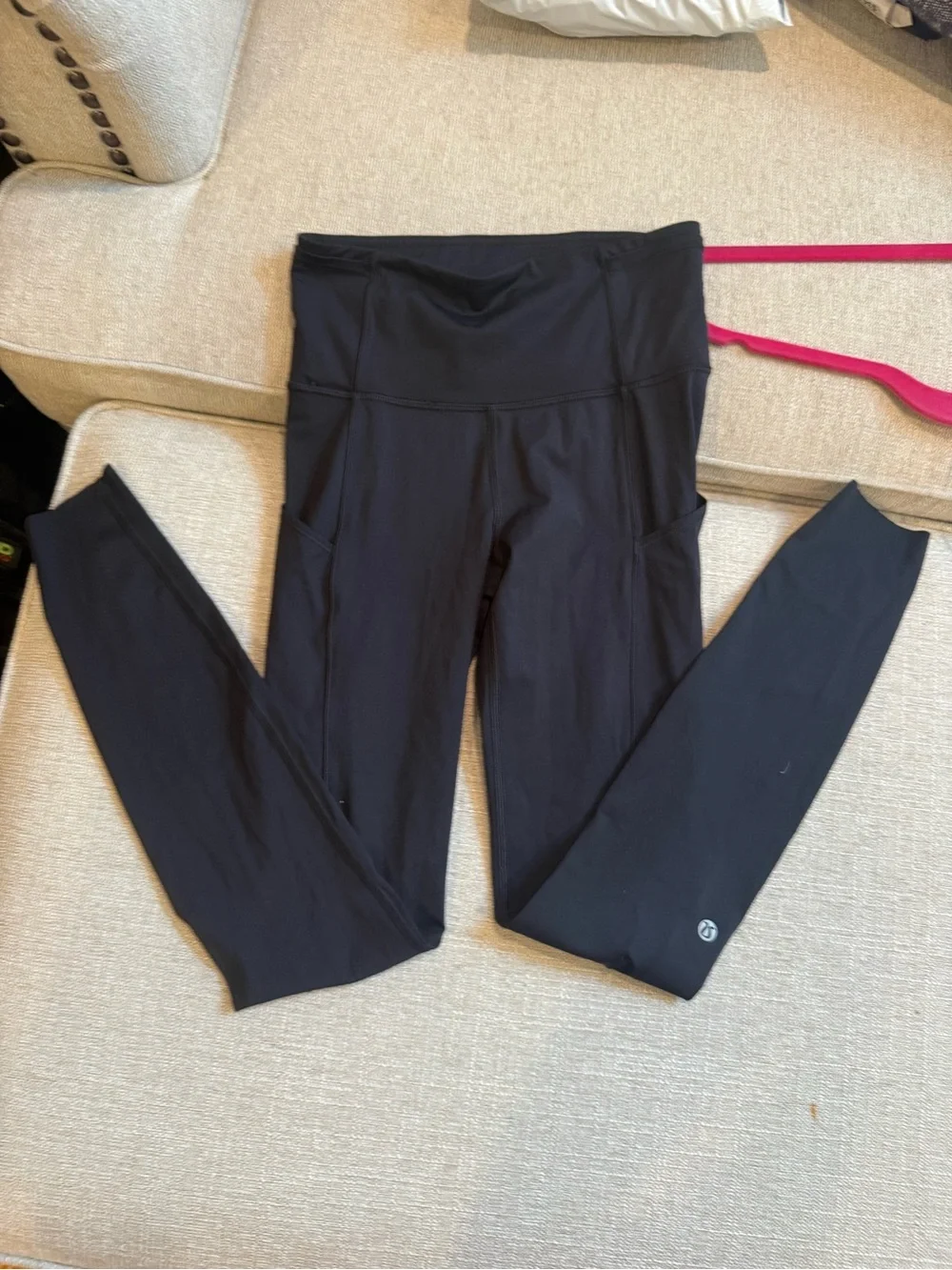 lululemon athletica Black High-Rise Leggings with Side Pockets 28in inseam - Picture 1 of 4
